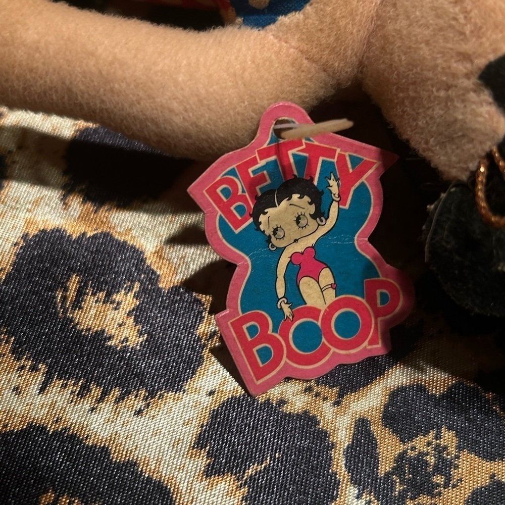 Vintage 1989 Betty Boop Ace Novelty Plush Doll - Picture 3 of 6